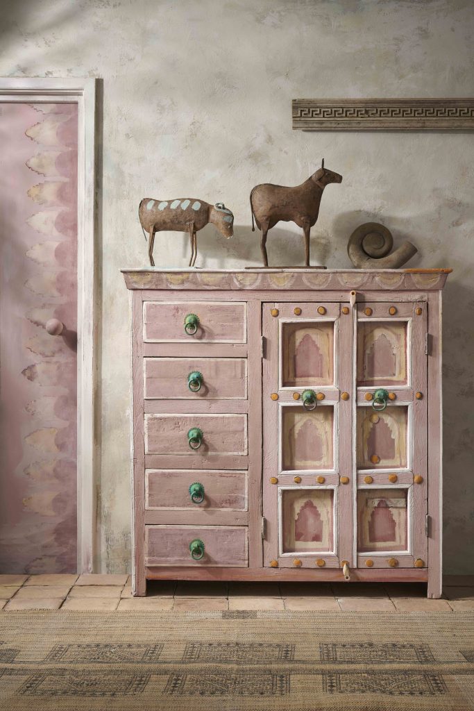 Έπιπλο βαμμένο με JAIPUR PINK Χρώμα Κιμωλίας Annie Sloan